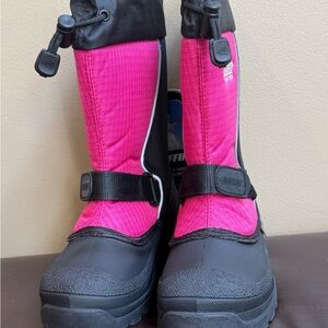 Baffin Youth Winter Snow Boots | Pink & Black | Size 3 | Polar Proven